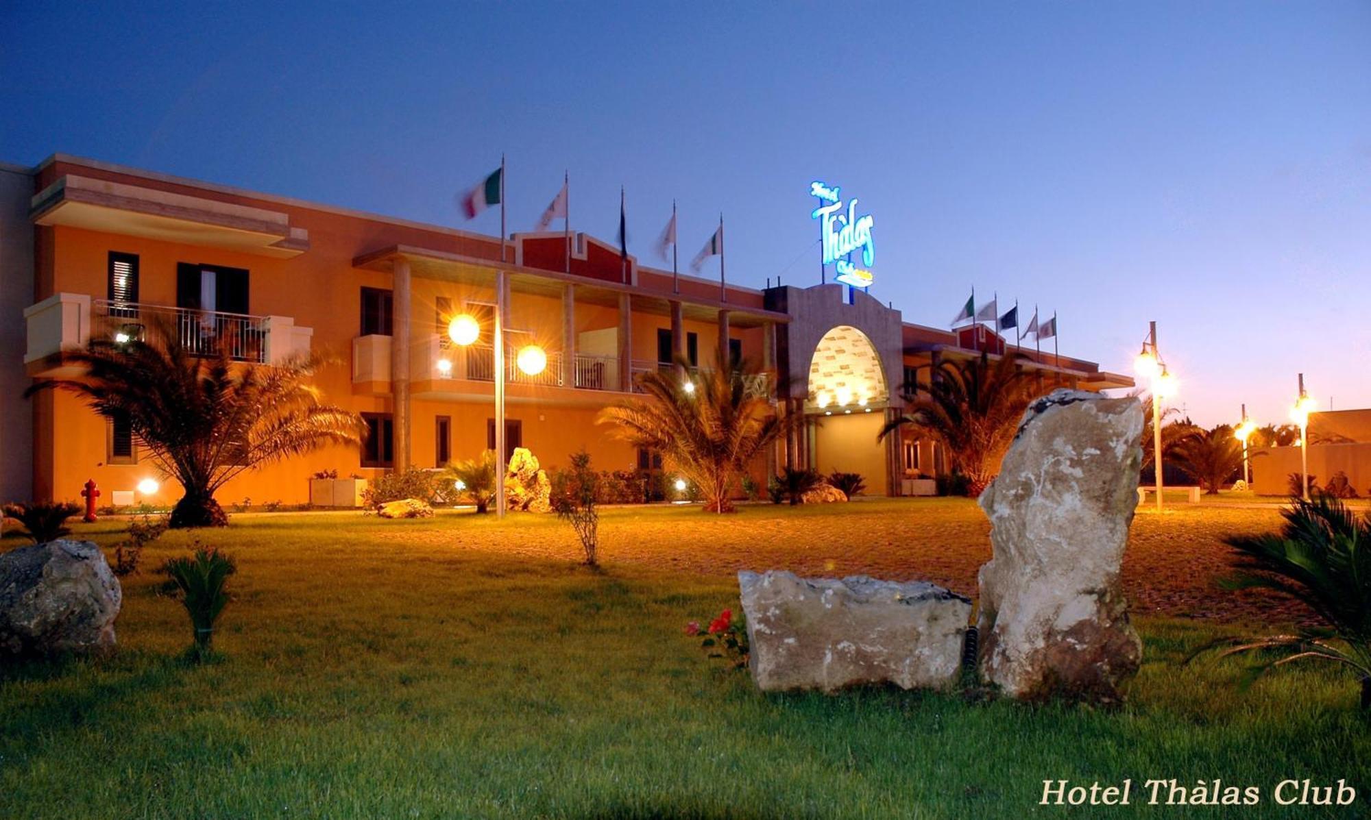 Hotel Thalas Club Torre dell'Orso Bagian luar foto